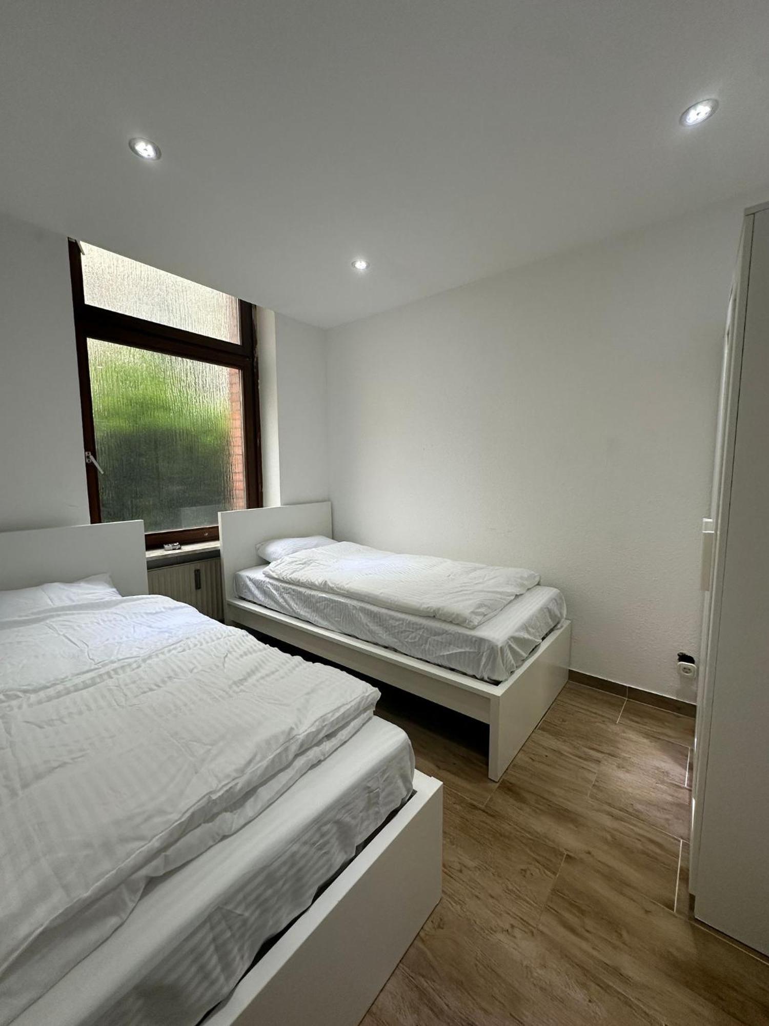 Erdgeschoss Wohnung Wiesbaden Stadtmitte 2 Zimmer Kueche Bad Exterior foto